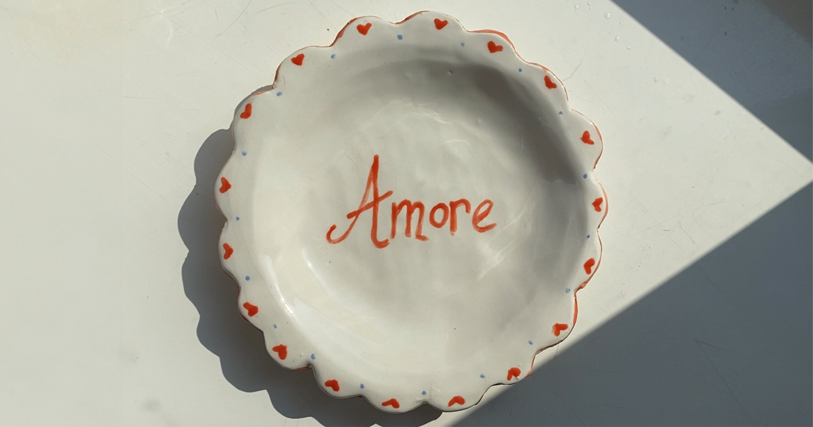 talerzyk z napisem Amore