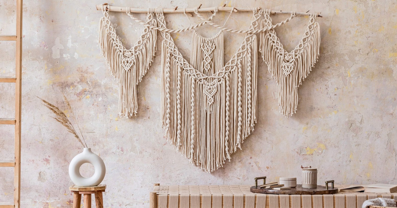 duża makrama do sypialni w stylu boho