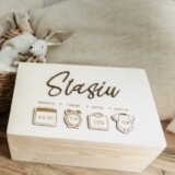 Co kupić na chrzest jako matka lub ojciec chrzestny?