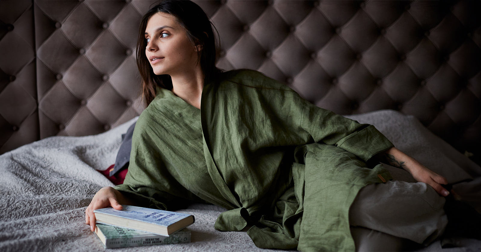 zielone kimono lniane zapinane na pasek