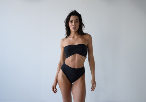 Stroje kąpielowe jednoczęściowe vs. bikini: Co wybrać?