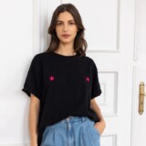 Jak nosić T-shirt w spodniach i wyglądać dobrze?