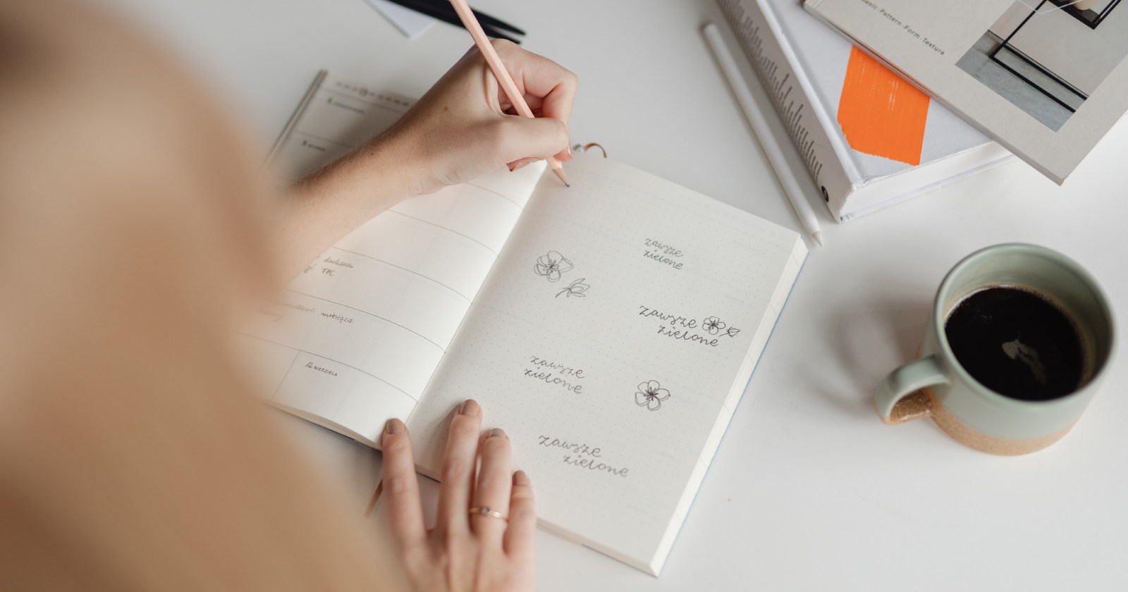 Planer dzienny, tygodniowy, miesięczny – co wybrać na 2026 rok