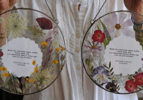 Podziękowania dla rodziców na ślub – co im podarować? Inspiracje