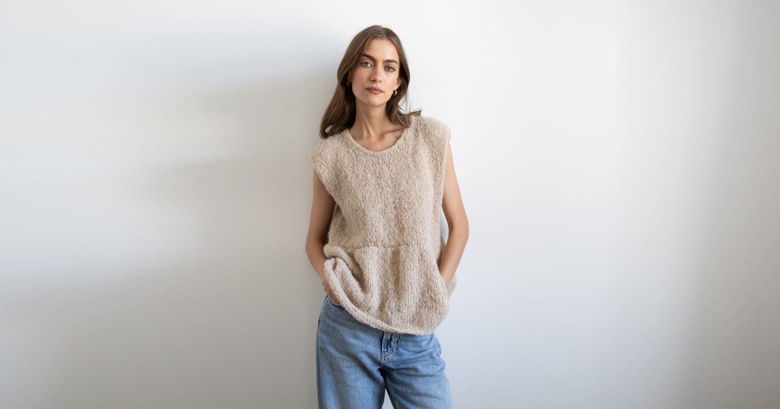 Jakie kolory pasują do beżu? Modowe połączenia