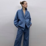 Total look – co to znaczy? Jak stworzyć monochromatyczną stylizację?