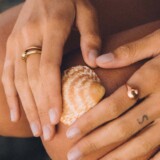 Jakie pierścionki są modne w [year] - trendy