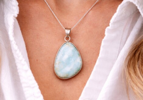 Larimar – niebieski kamień z Karaibów