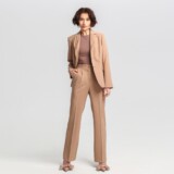 Jak ubierać się do biura? Zasady biurowego dress code’u